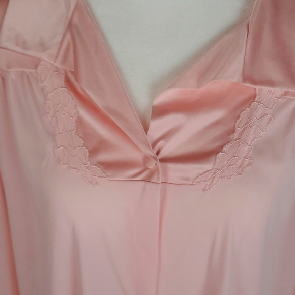 Vintage Vanity Fair Cottage Pink Soft Robe Size Large - Picture 2 of 6